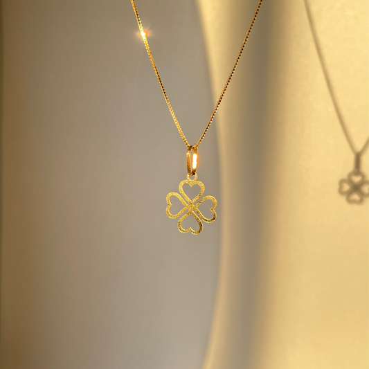 Solid 18K Gold Four-Leaf Clover Pendant