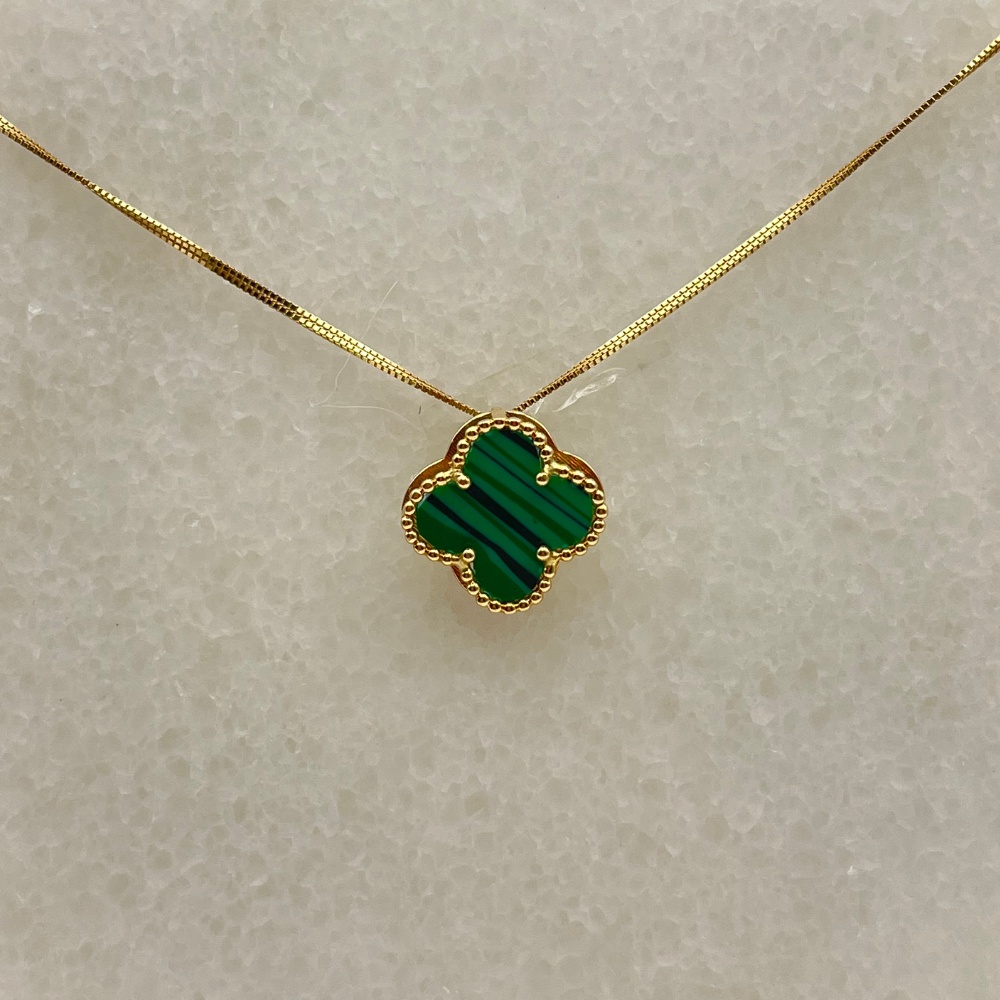 Solid 18k Gold Four Clover Pendant Malachite