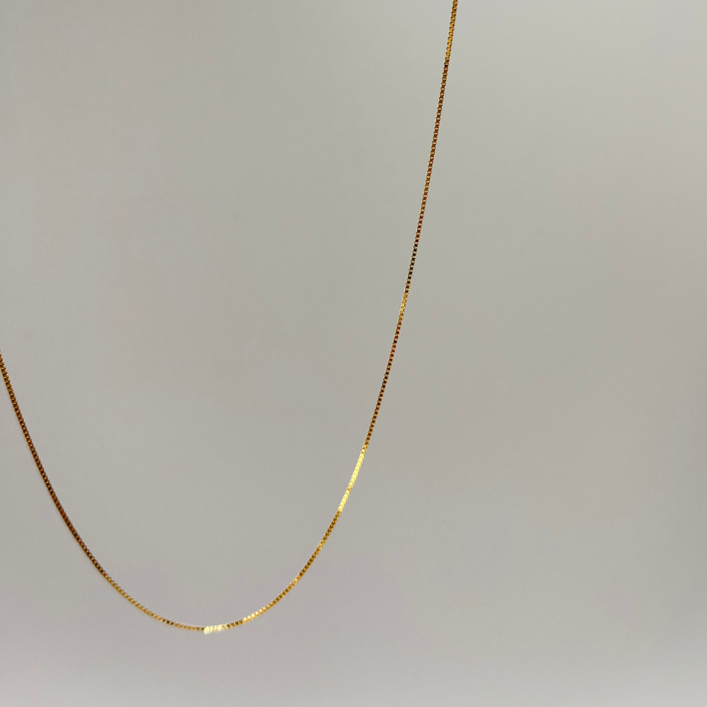 Solid 18K Gold Thin Box Chain Necklace