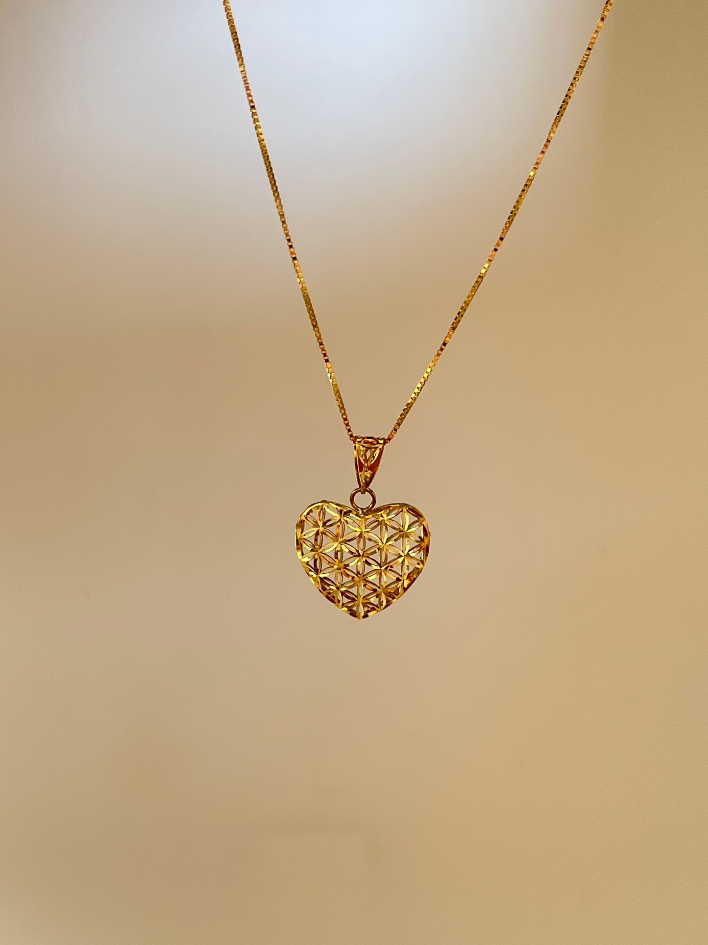 Solid 18K Gold Geometric Heart Pendant